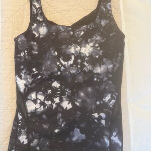 lululemon athletica Black and White Tie-Dye Tank Top